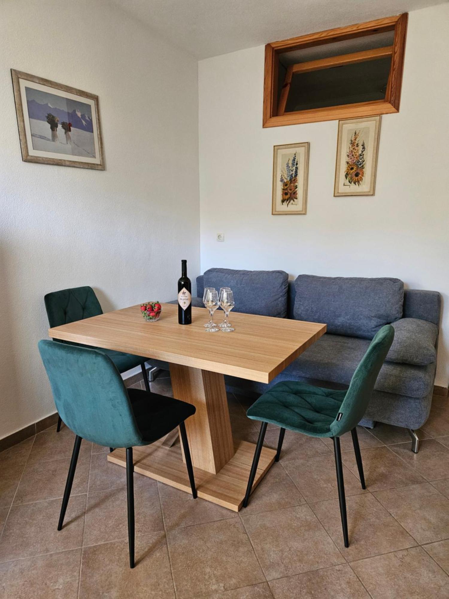 Apartmani Natasa Lokva Rogoznica Exteriér fotografie