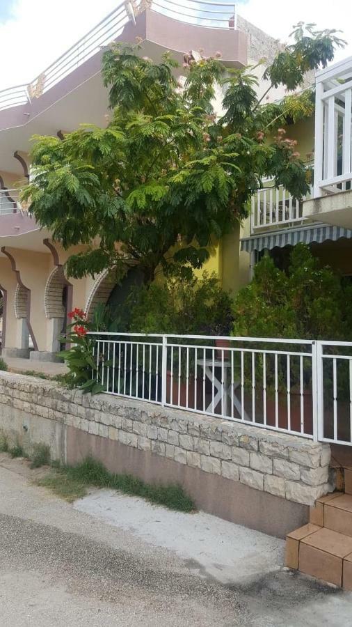 Apartmani Natasa Lokva Rogoznica Exteriér fotografie